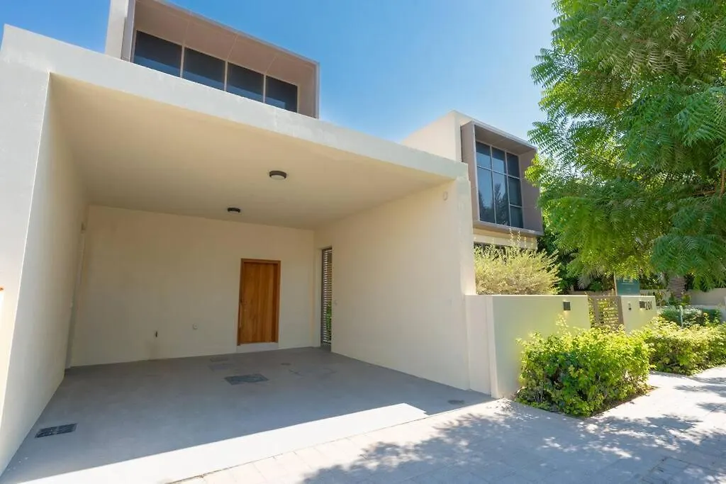 Apartment Dubai Hills - Modern 5 Bedroom Expansive Villa By Tlre Holiday Homes United Arab Emirates