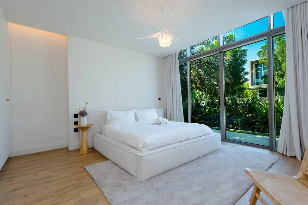 Dubai Hills - Modern 5 Bedroom Expansive Villa By Tlre Holiday Homes United Arab Emirates