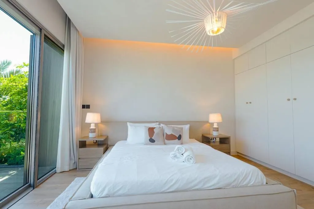 Dubai Hills - Modern 5 Bedroom Expansive Villa By Tlre Holiday Homes 0*,  United Arab Emirates