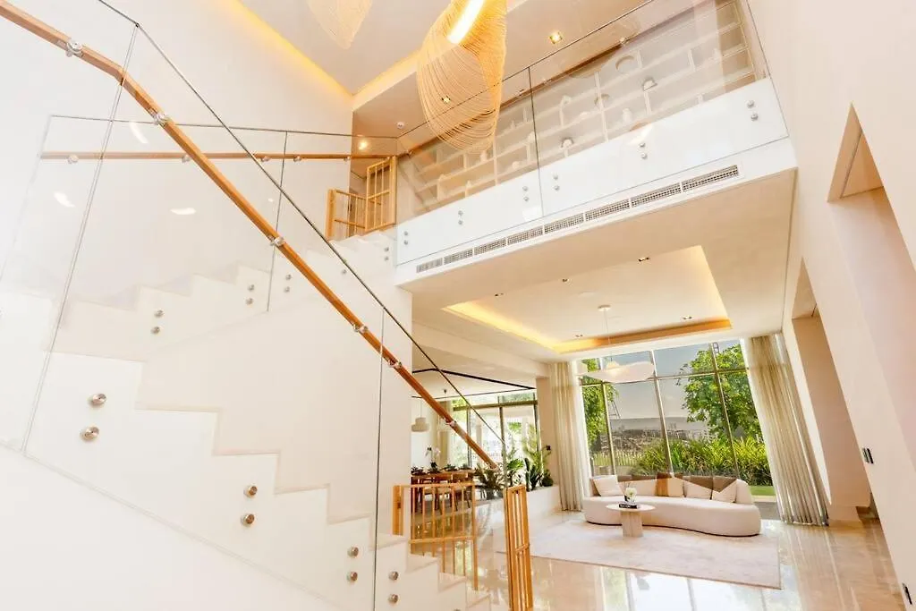 Dubai Hills - Modern 5 Bedroom Expansive Villa By Tlre Holiday Homes Apartment