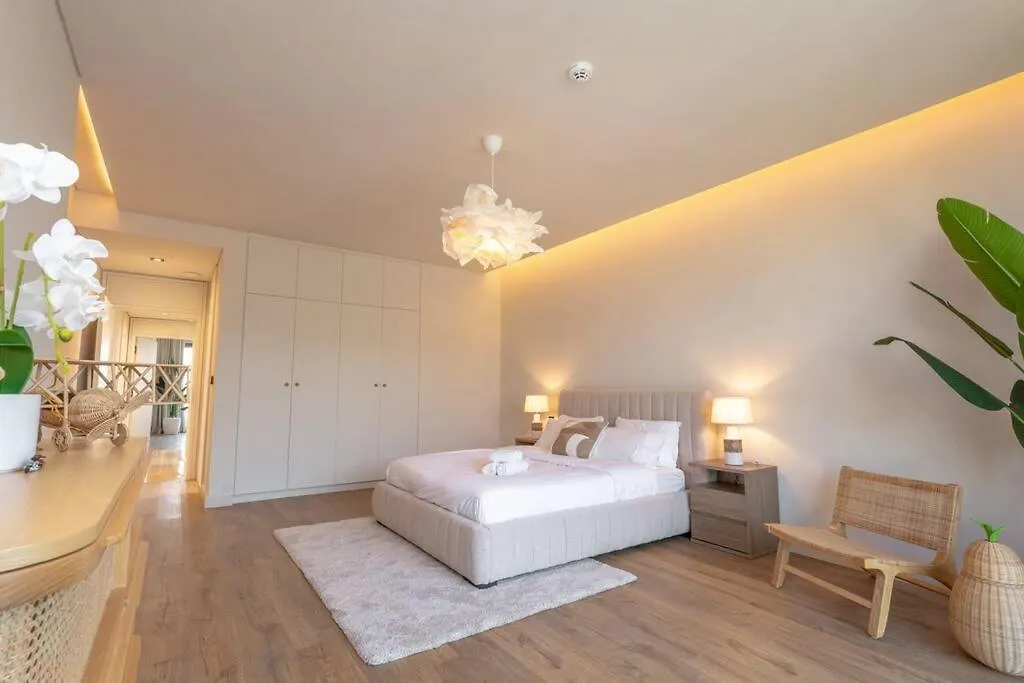 Dubai Hills - Modern 5 Bedroom Expansive Villa By Tlre Holiday Homes Apartment