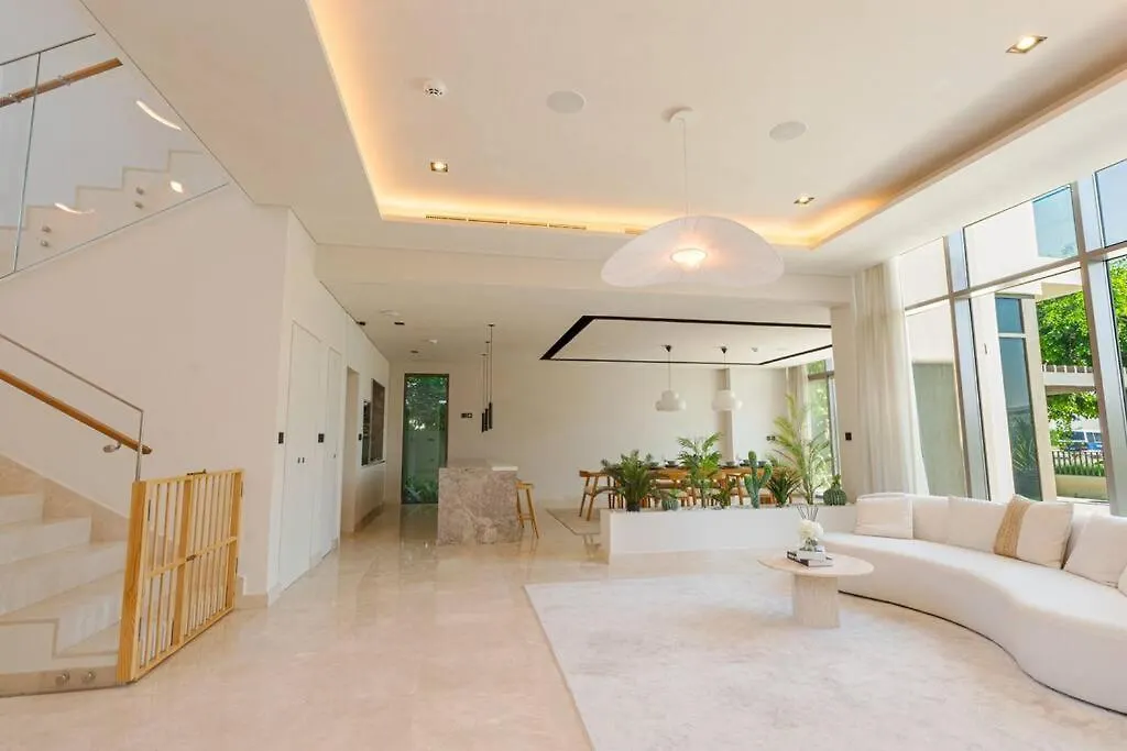 Apartment Dubai Hills - Modern 5 Bedroom Expansive Villa By Tlre Holiday Homes
