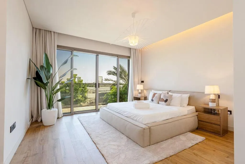 Apartment Dubai Hills - Modern 5 Bedroom Expansive Villa By Tlre Holiday Homes United Arab Emirates