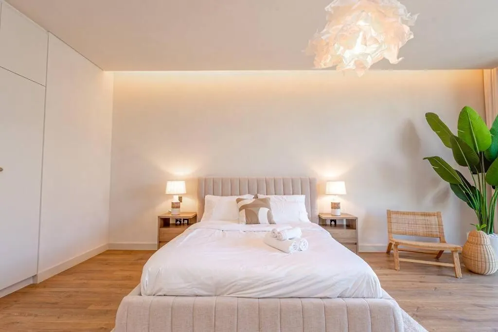 Dubai Hills - Modern 5 Bedroom Expansive Villa By Tlre Holiday Homes Apartment