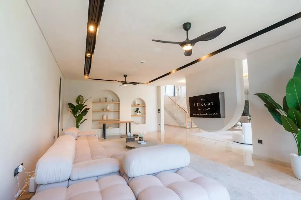 Dubai Hills - Modern 5 Bedroom Expansive Villa By Tlre Holiday Homes 0*,